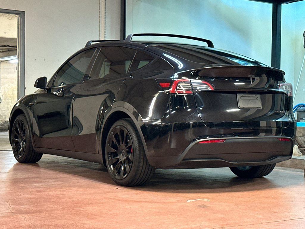 TESLA MODEL Y LONG RANGE DUAL MOTOR ALL-WHEEL DRIVE - 3
