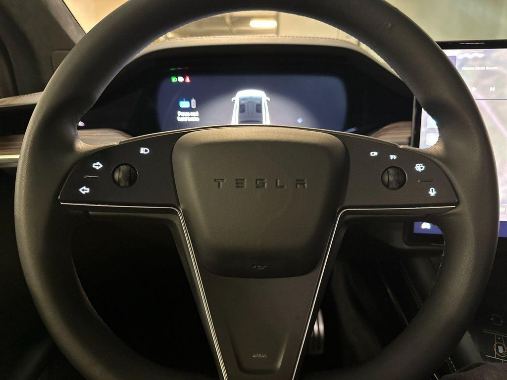 2024 Tesla MODEL X LONG RANGE 缩略图 22