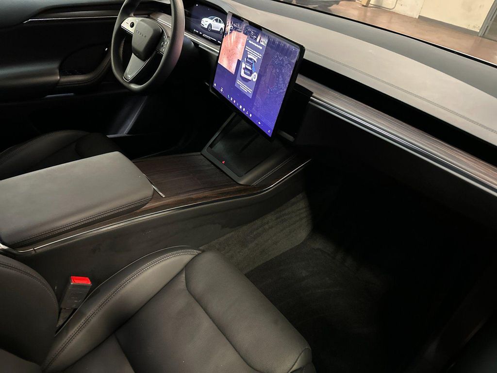 2024 Tesla MODEL X LONG RANGE 缩略图 15