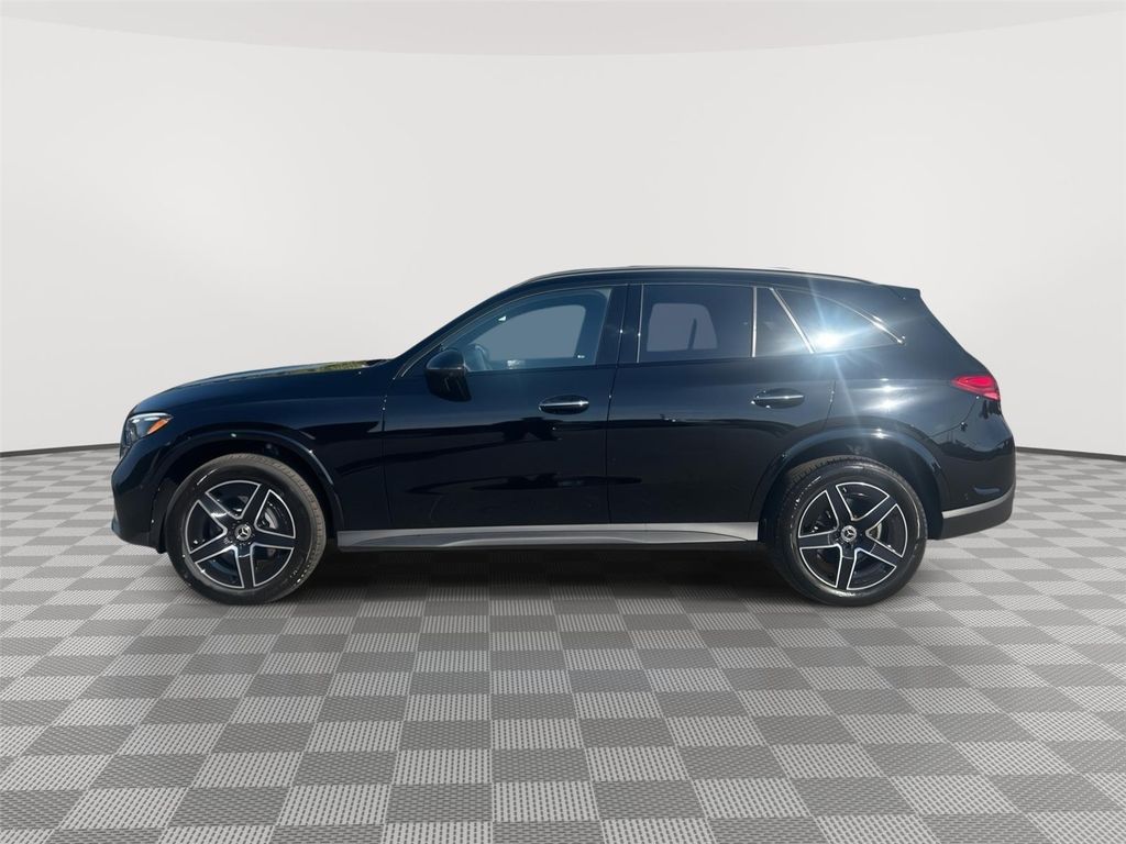 2026 Mercedes-BENZ GLC — фото 6