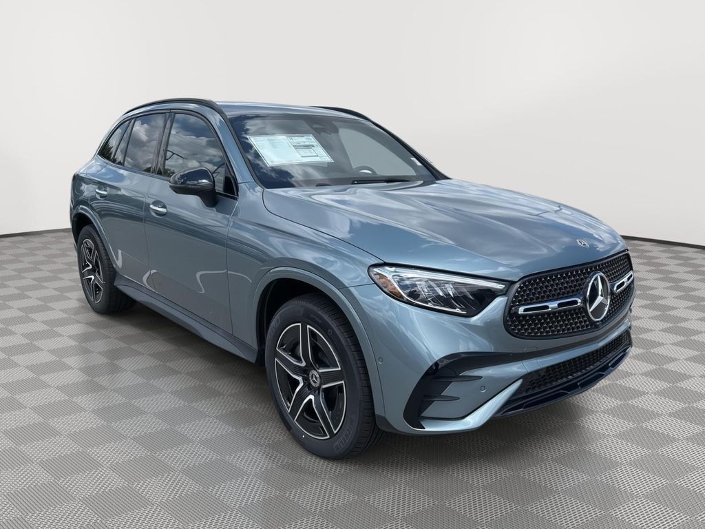 New 2026 Mercedes-Benz GLC 300 4MATIC