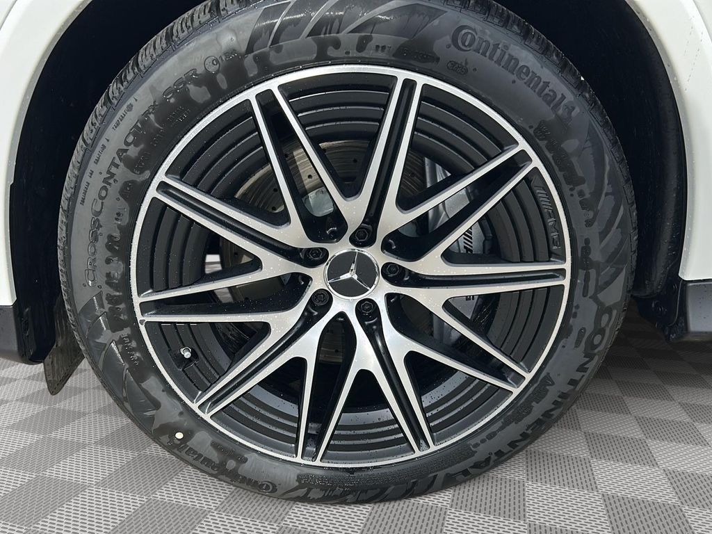 صورة 9 لـ 2026 Mercedes-BENZ AMG GLC 43 4MATIC