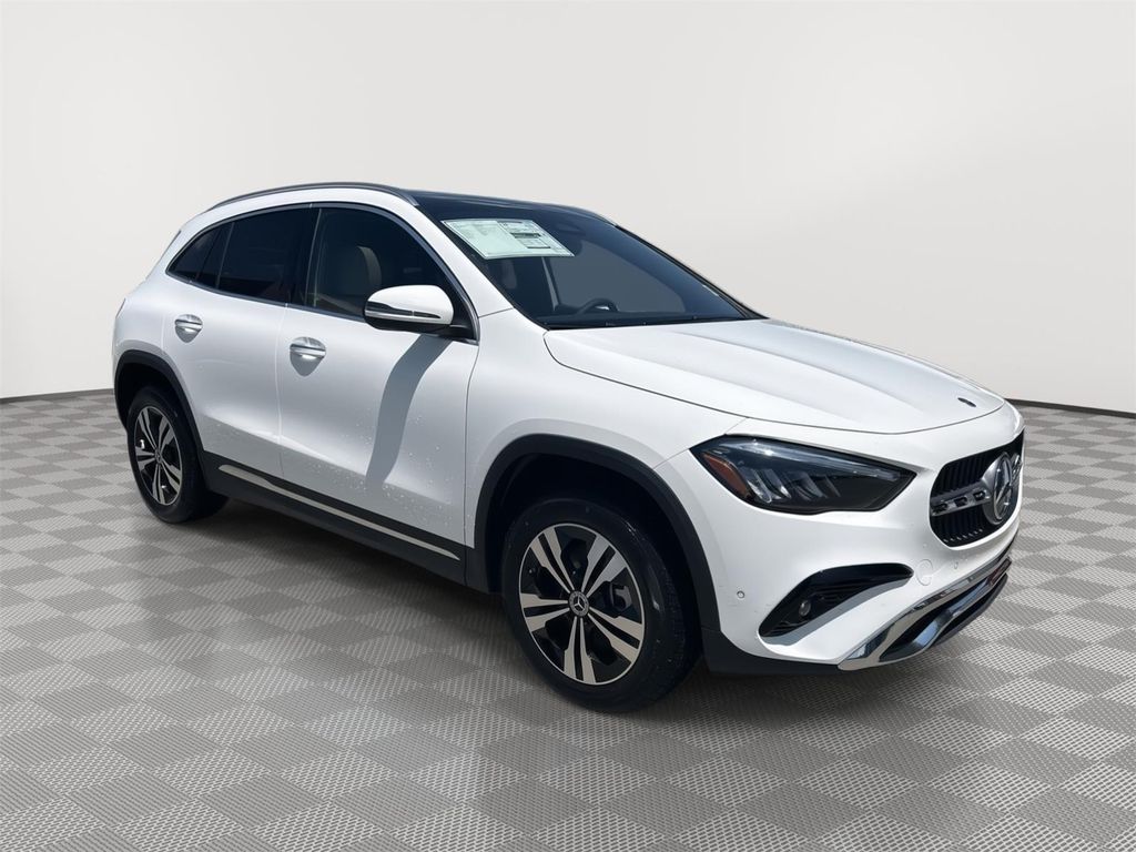 New 2026 Mercedes-Benz GLA 250 4MATIC