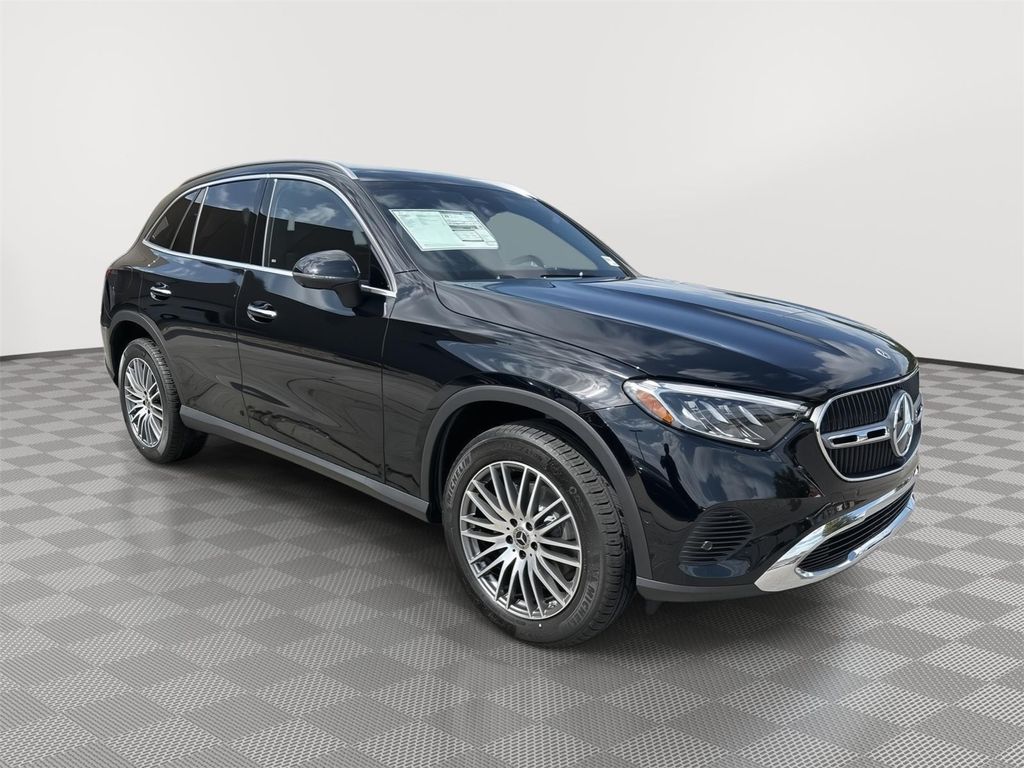 New 2026 Mercedes-Benz GLC 300 4MATIC