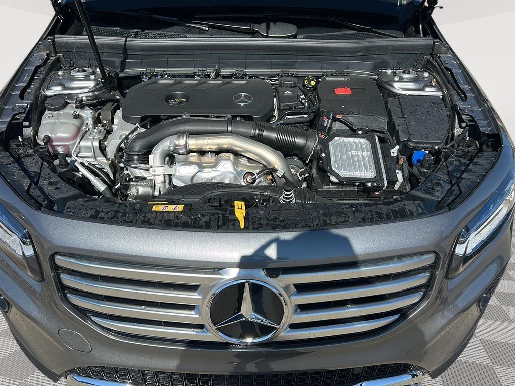 2026 Mercedes-BENZ GLB — миниатюра 29