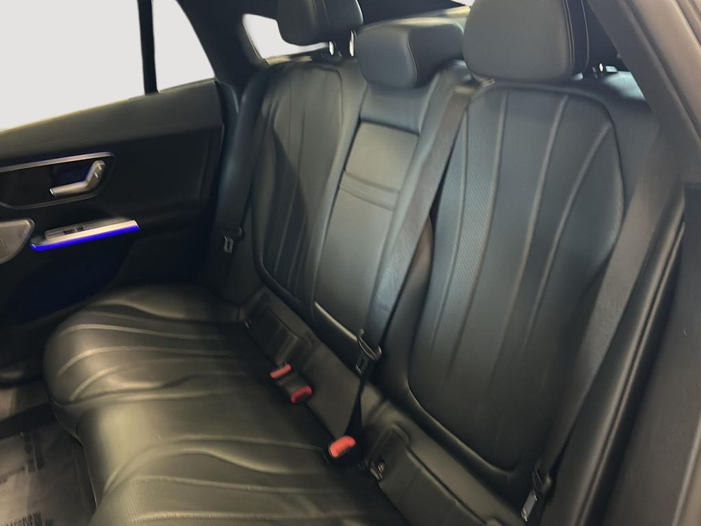 2024 Mercedes-BENZ EQE 缩略图 27