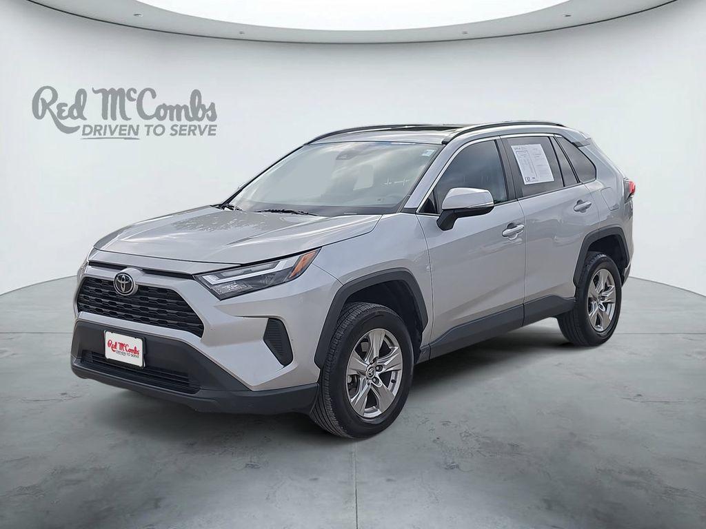 2024 Toyota RAV4 XLE — фото 1