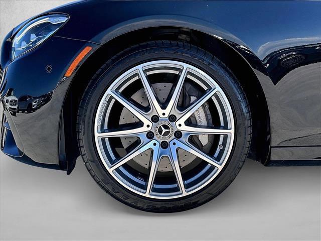 MERCEDES-BENZ E-CLASS - 10