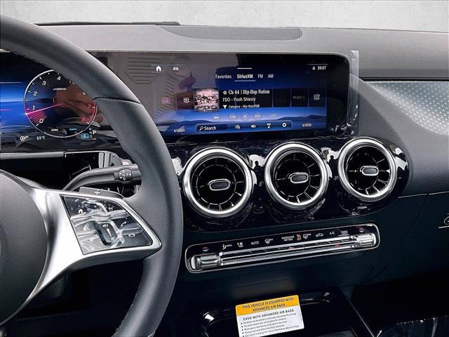 صورة 9 لـ 2026 Mercedes-BENZ GLA