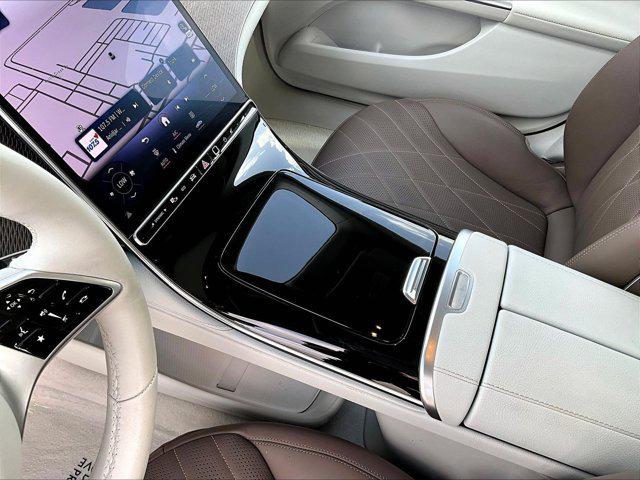 صورة مصغرة 14 لـ 2023 Mercedes-BENZ EQE