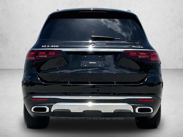 2025 Mercedes-BENZ GLS — миниатюра 4