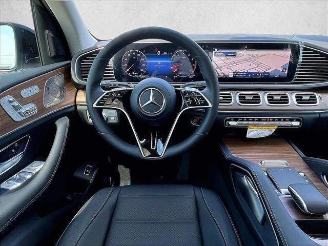 2026 Mercedes-BENZ GLE — миниатюра 18