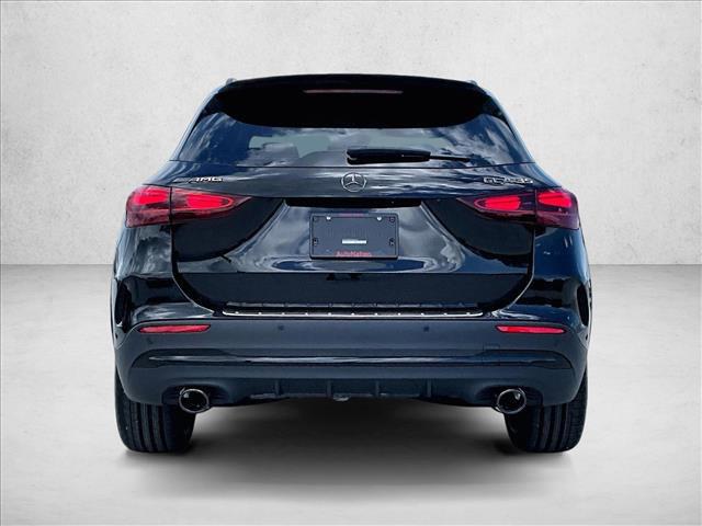 MERCEDES-BENZ GLA-CLASS AMG - 4