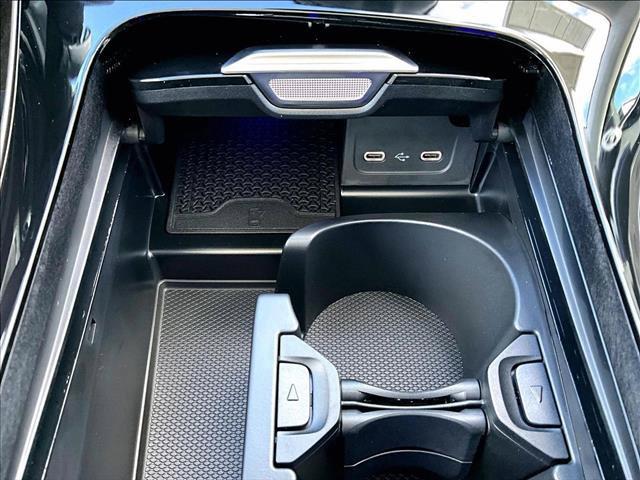 2026 Mercedes-BENZ C-CLASS — миниатюра 25