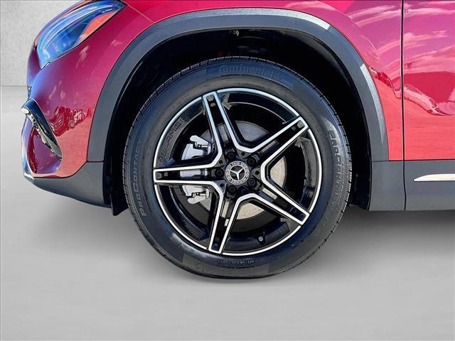 MERCEDES-BENZ GLA-CLASS - 10