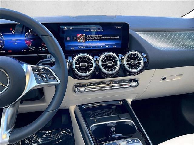 MERCEDES-BENZ GLA-CLASS - 8