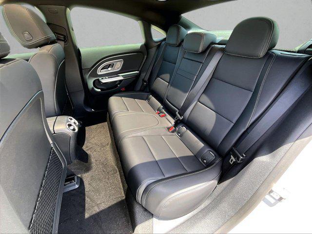 صورة مصغرة 12 لـ 2027 Mercedes-BENZ CLA