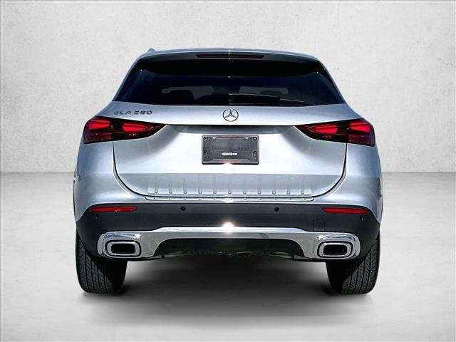 MERCEDES-BENZ GLA-CLASS - 4