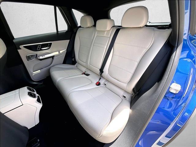 2027 Mercedes-BENZ GLC 缩略图 12