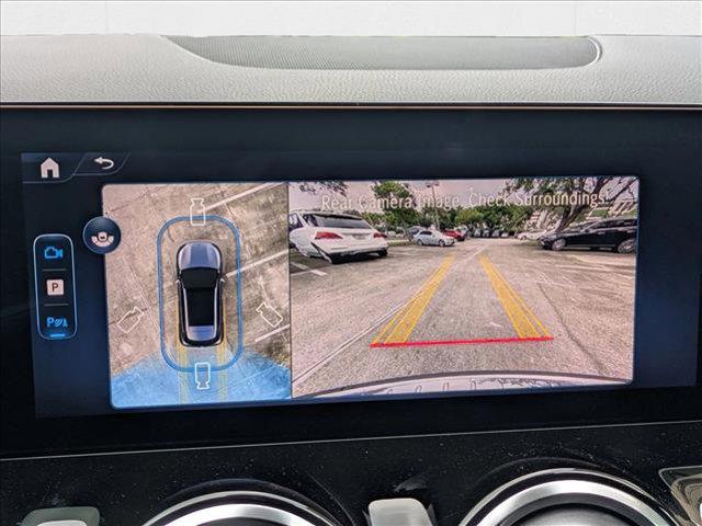 MERCEDES-BENZ GLA-CLASS - 10