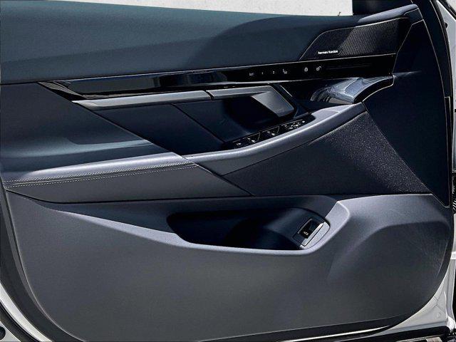 صورة مصغرة 18 لـ 2026 BMW 530 530I