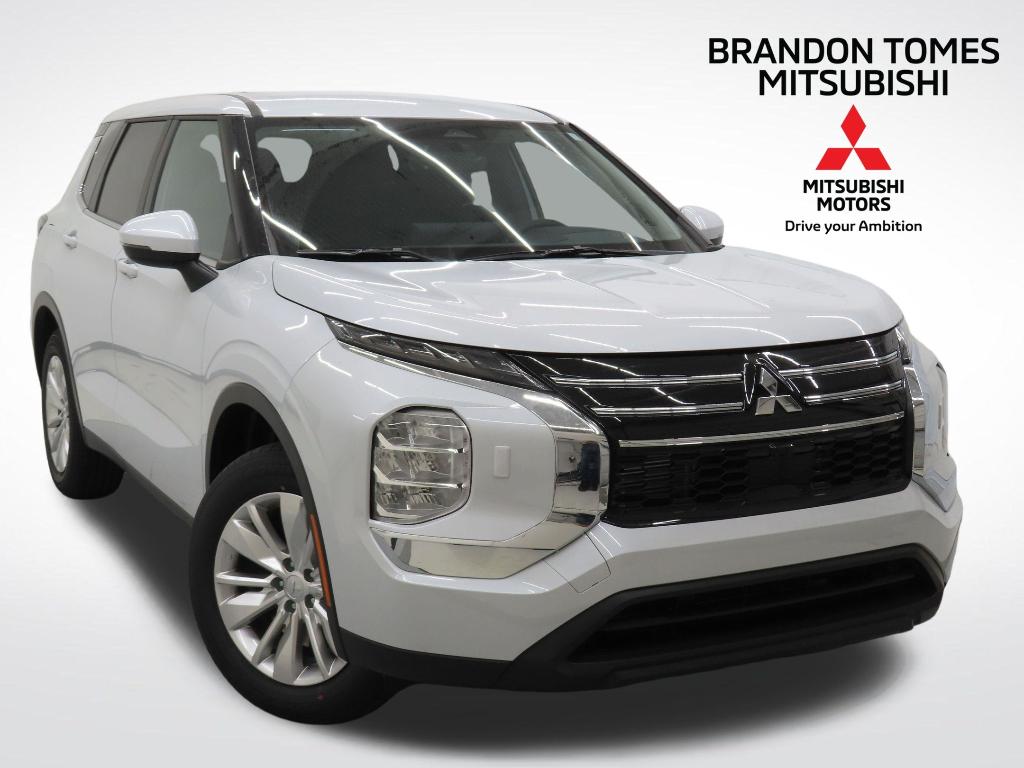 New 2026 Mitsubishi Outlander ES