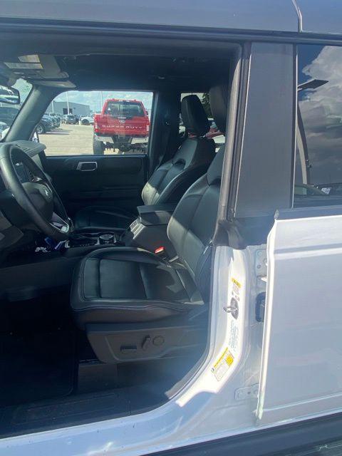 صورة 5 لـ 2025 FORD BRONCO OUTER BANKS