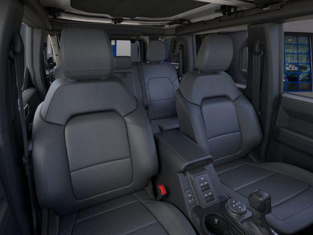 FORD BRONCO - 10