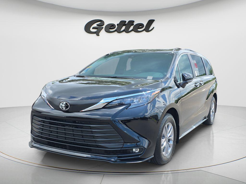 New 2026 Toyota Sienna XLE
