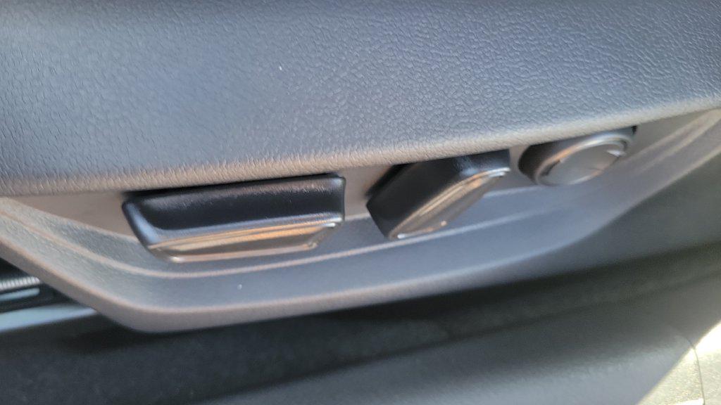 صورة مصغرة 15 لـ 2026 Toyota CAMRY SE