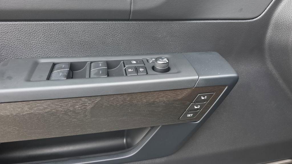 2026 Toyota TUNDRA HYBRID CAPSTONE 缩略图 19
