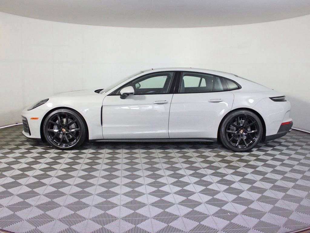 صورة 2 لـ 2025 Porsche PANAMERA