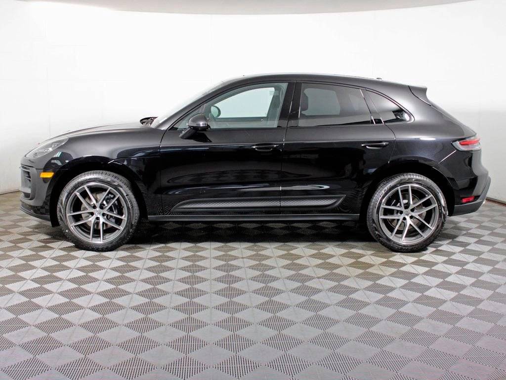 2026 Porsche MACAN — фото 2