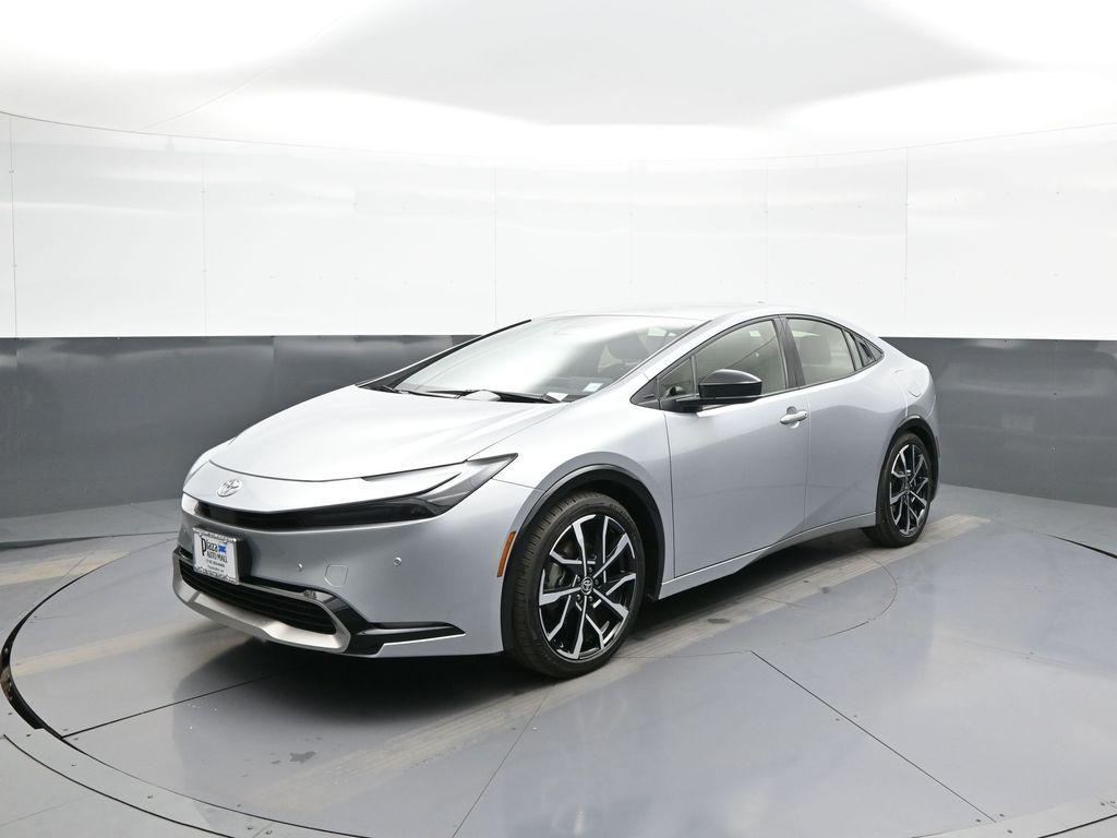 New 2026 Toyota Prius Plug-In Hybrid XSE