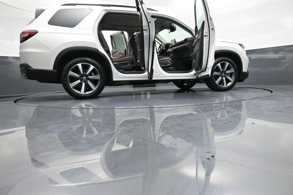 2025 Honda PILOT ELITE — миниатюра 51