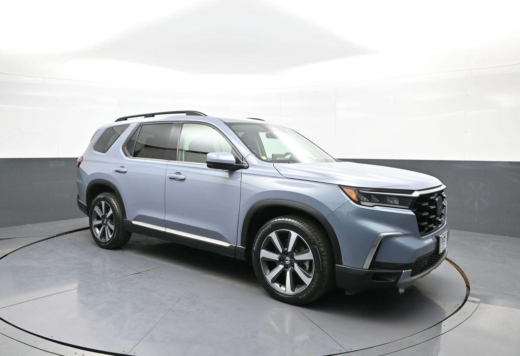 صورة 4 لـ 2023 Honda PILOT TOURING 8-PASSENGER