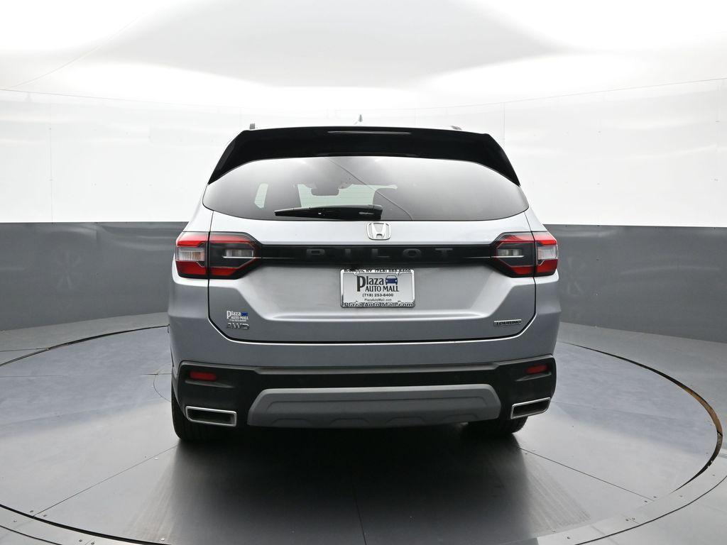 صورة 7 لـ 2024 Honda PILOT TOURING 8-PASSENGER