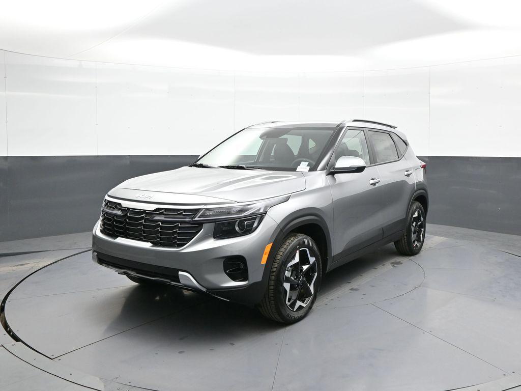 New 2025 Kia Seltos S
