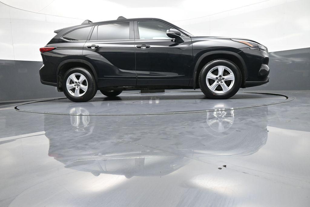 صورة مصغرة 29 لـ 2023 Toyota HIGHLANDER LE