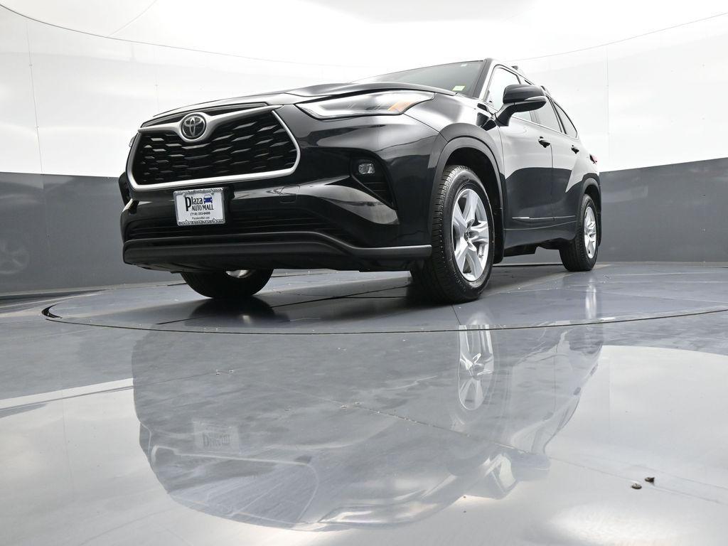 صورة مصغرة 26 لـ 2023 Toyota HIGHLANDER LE