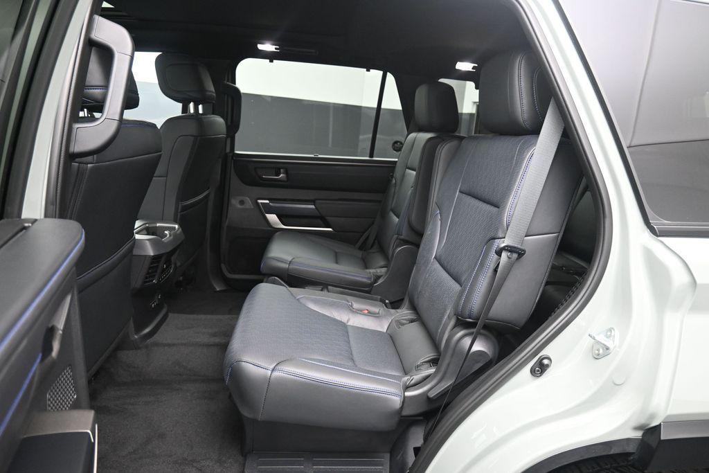 2026 Toyota SEQUOIA PLATINUM thumbnail 23