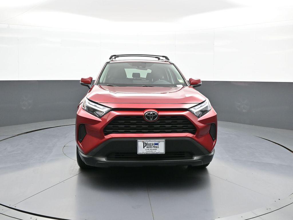 2025 Toyota RAV4 XLE 照片 2