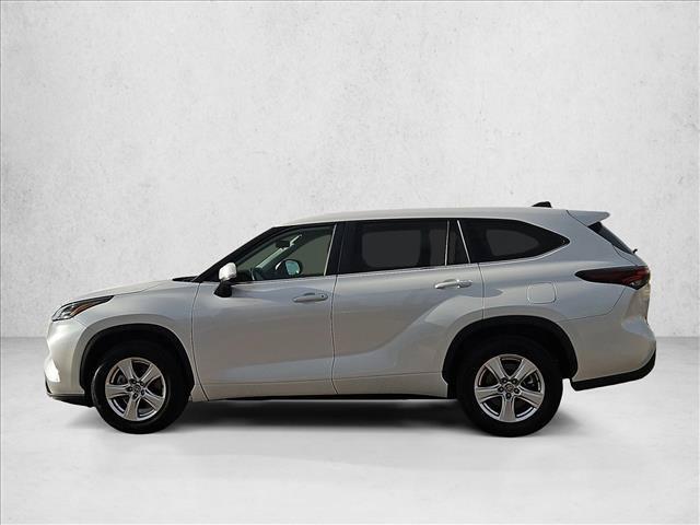 2025 Toyota HIGHLANDER LE — фото 9