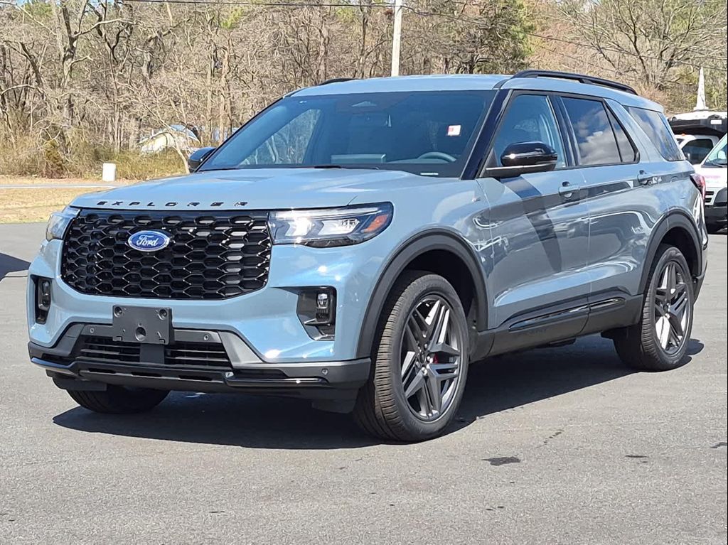 New 2026 Ford Explorer ST-Line