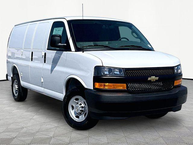 New 2026 Chevrolet Express 2500 Work Van