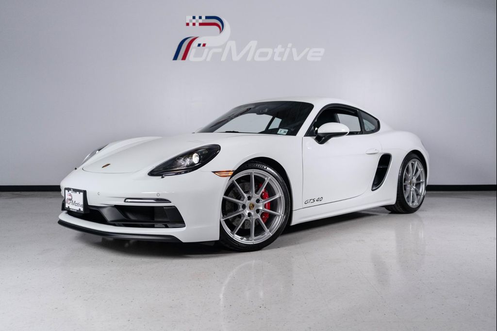 2025 Porsche 718 Cayman