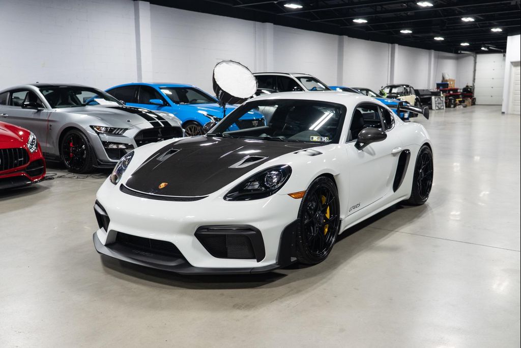 2023 Porsche 718 Cayman