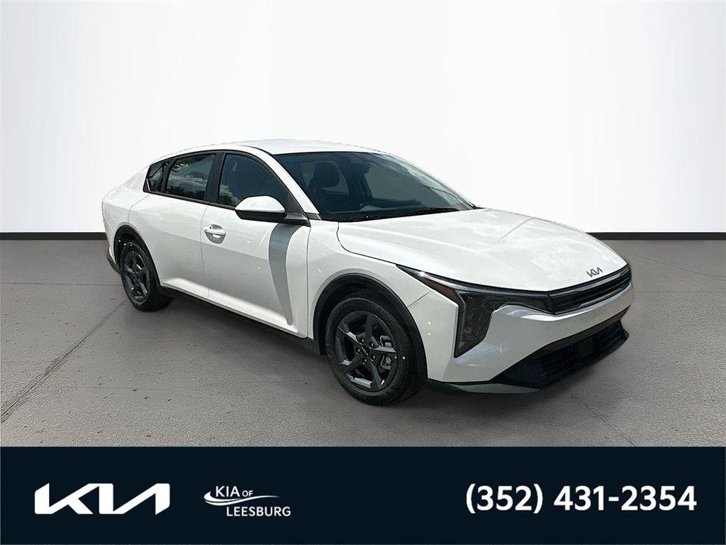 New 2026 Kia K4 LXS