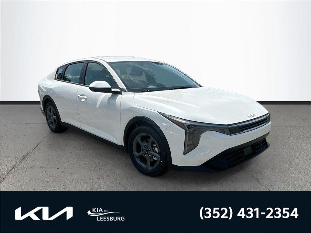 New 2026 Kia K4 LXS