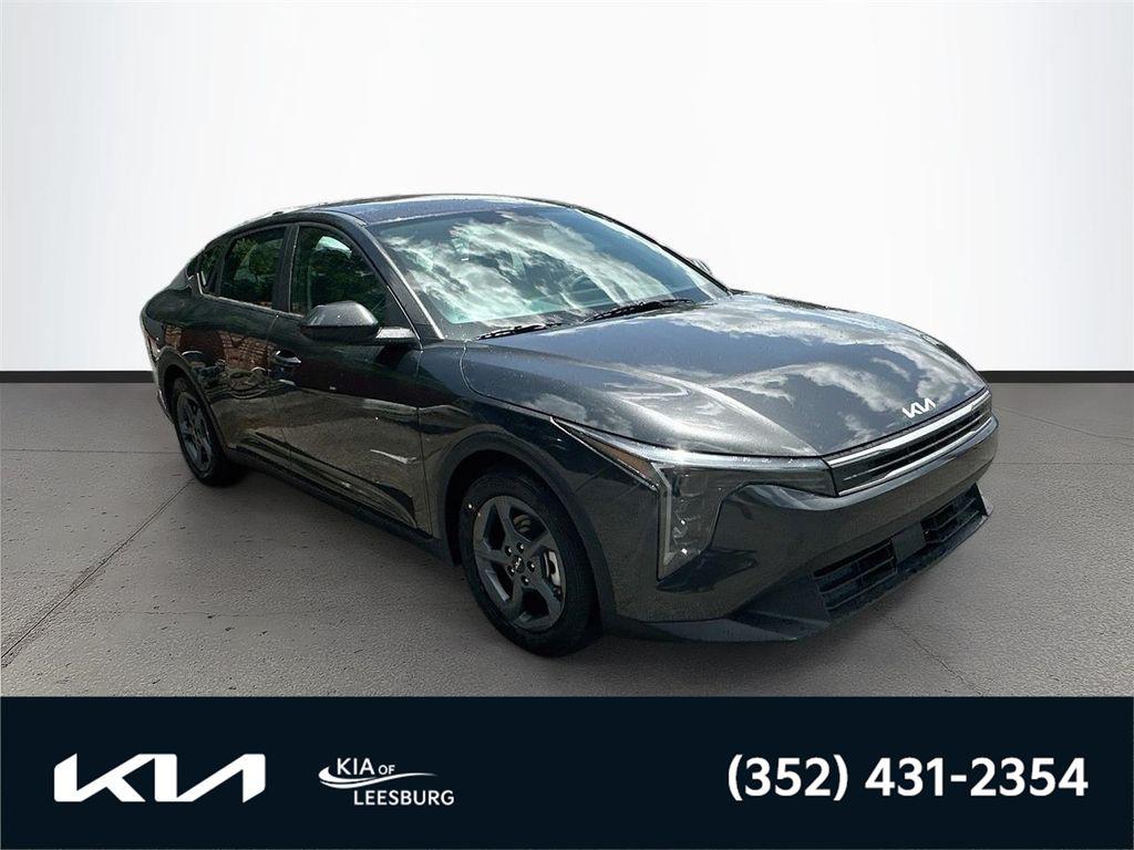 New 2026 Kia K4 LXS